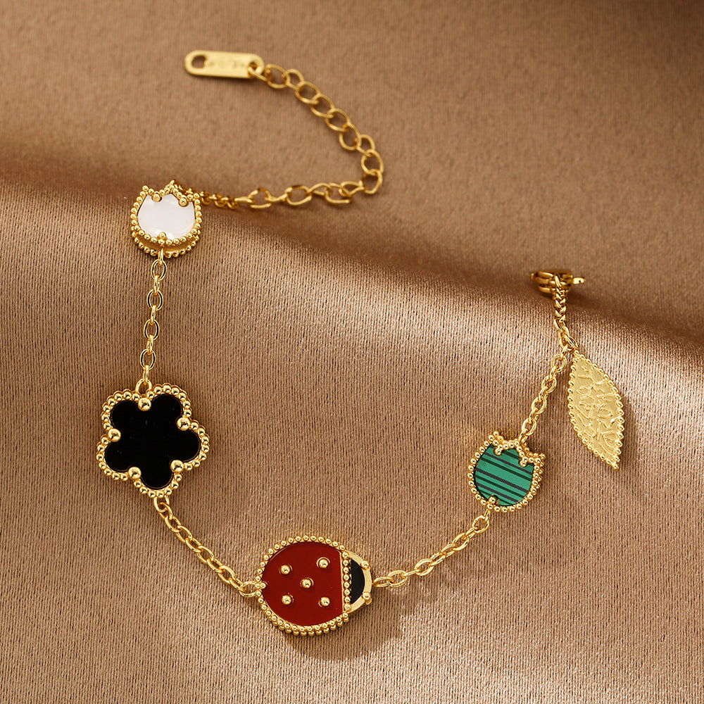 Kersiebloeisel Liewenheersbesie Armband