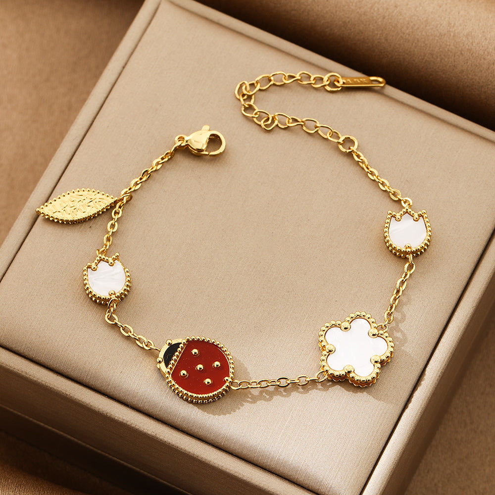 Kersiebloeisel Liewenheersbesie Armband